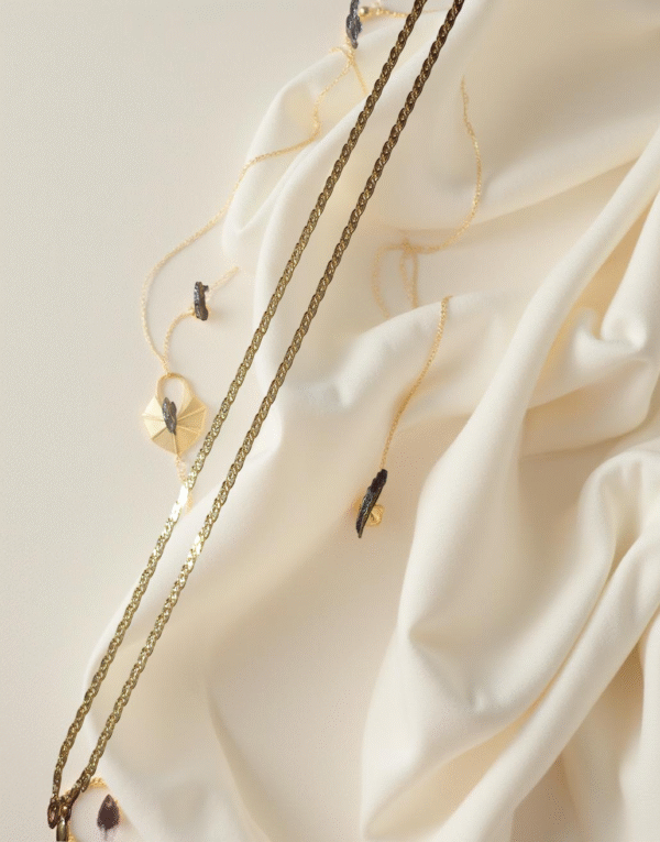 Elegant Oval-Link Gold Polished Chain for Women Divy Gold